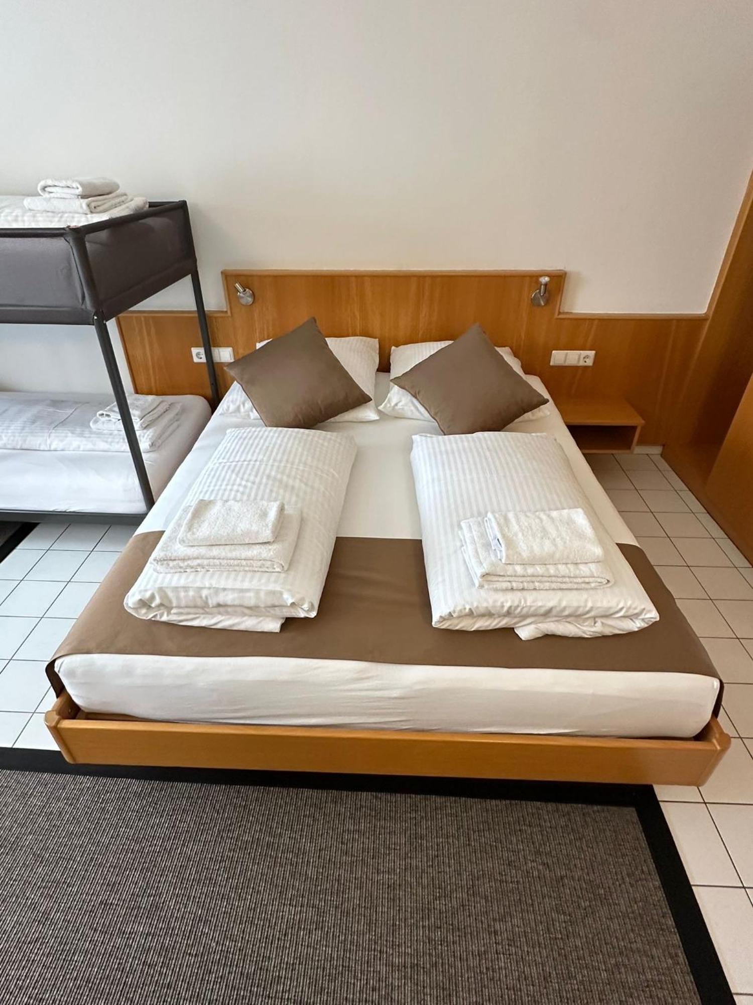 Elha Hotel Штутгарт Экстерьер фото